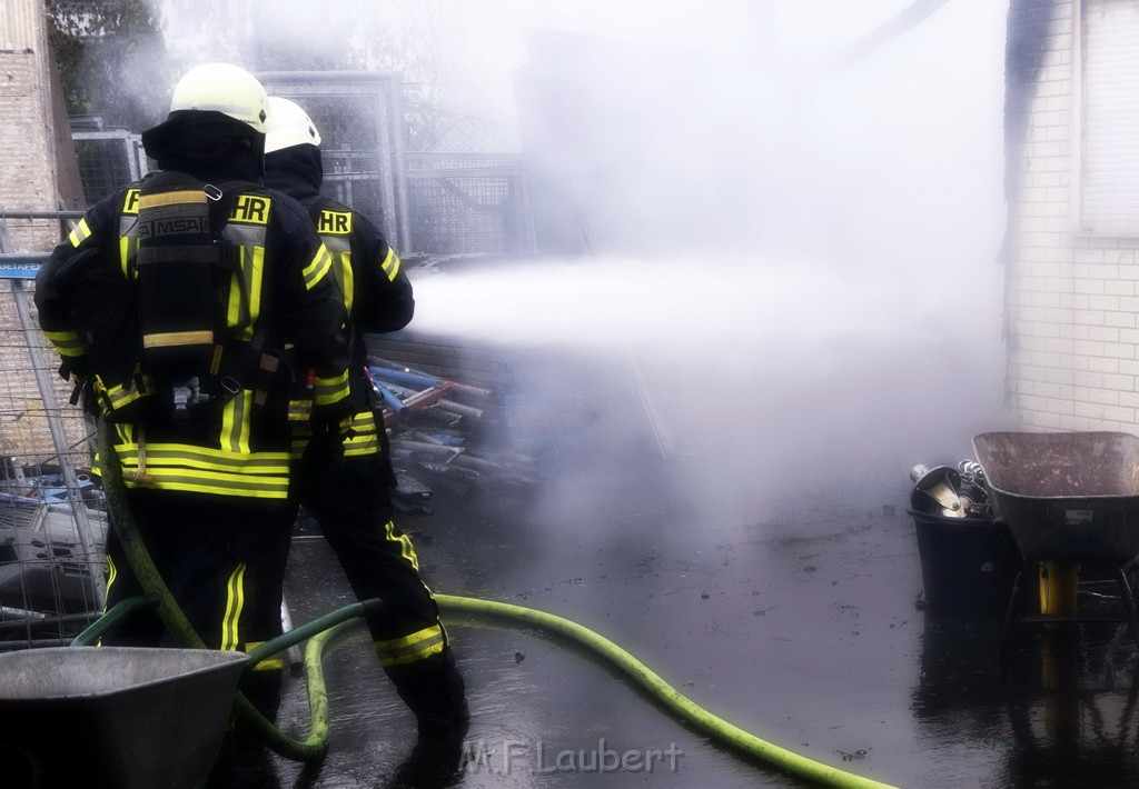 Feuer 4 Bergisch Gladbach Gronau Am Kuhlerbusch P163.JPG - Miklos Laubert